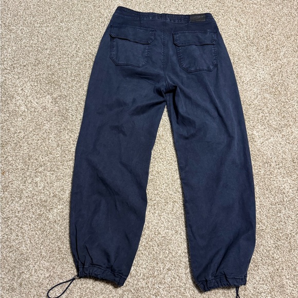 PAIGE Reid Jogger in navy - Picture 3 of 3